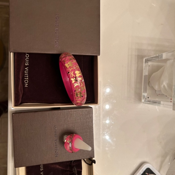 Louis Vuitton bangle - Picture 3 of 3